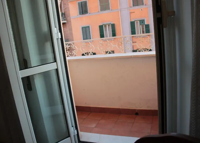 Dimora Re Di - *